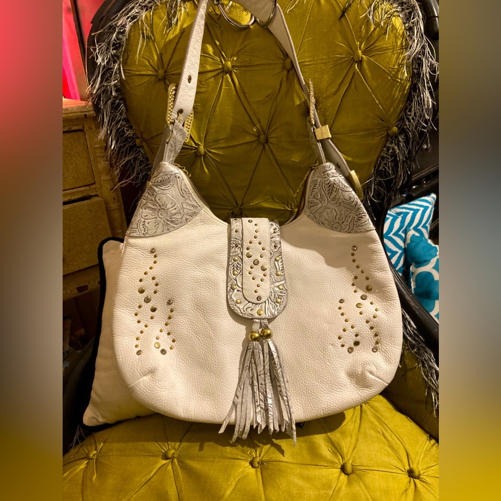Charm and Luck white rhinestone hobo/shoulder bag with studded accents EUC 75$